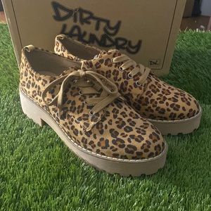 Womens shoes size 8.5